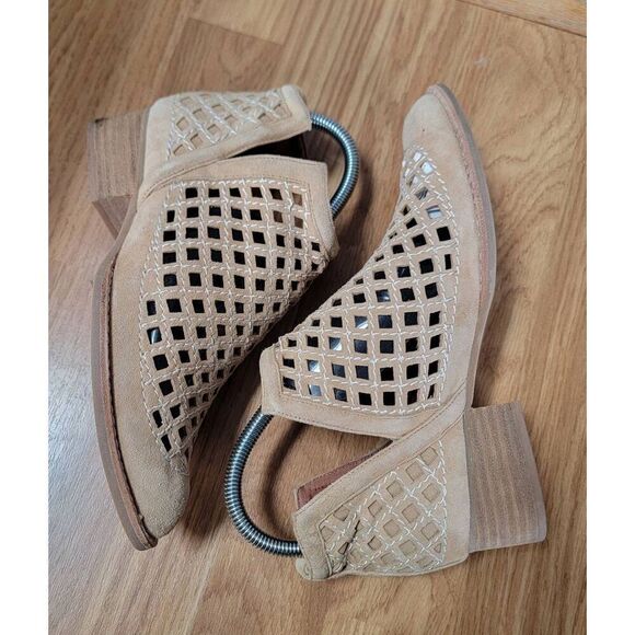 Jeffery C Western Cognac Suede Bootie 6 - Picture 4 of 8